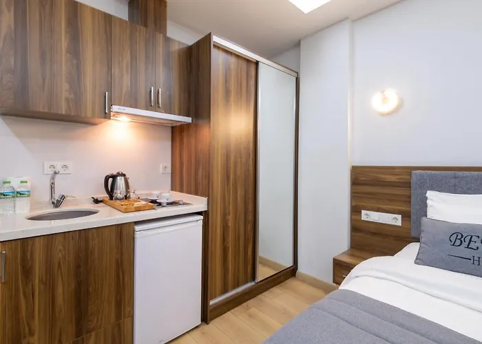 Beyzas & 3* Istanbul